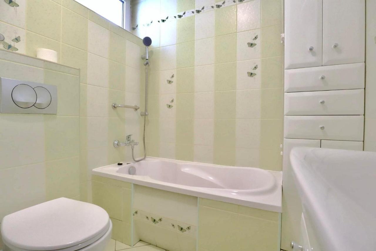 Apartament Jantarek Kolobrzeg Exterior photo